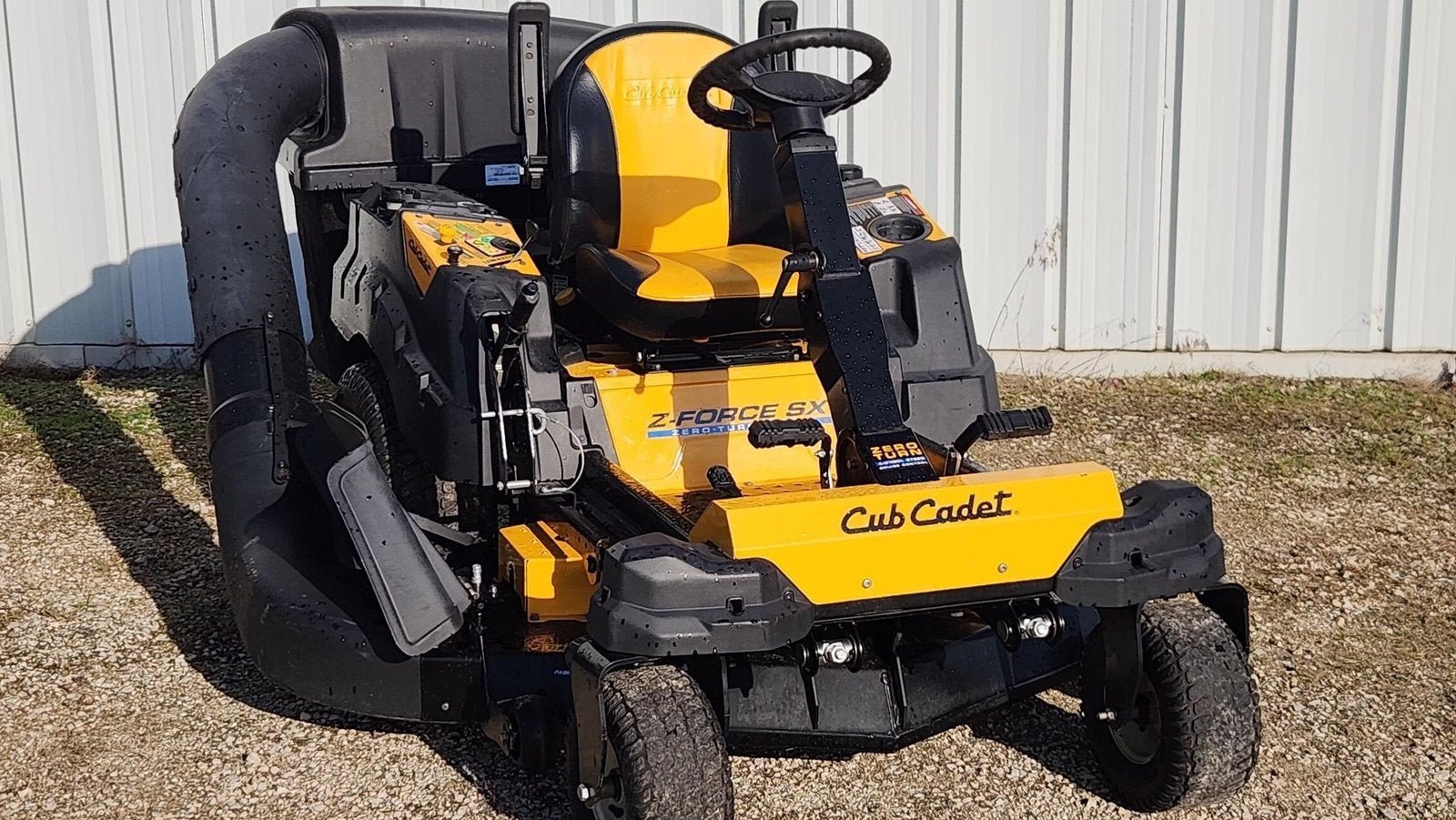 R82P6anKowk5A3exDRKc.jpg Cub Cadet Z Force SX48 w/ Triple Bagger - Image 1